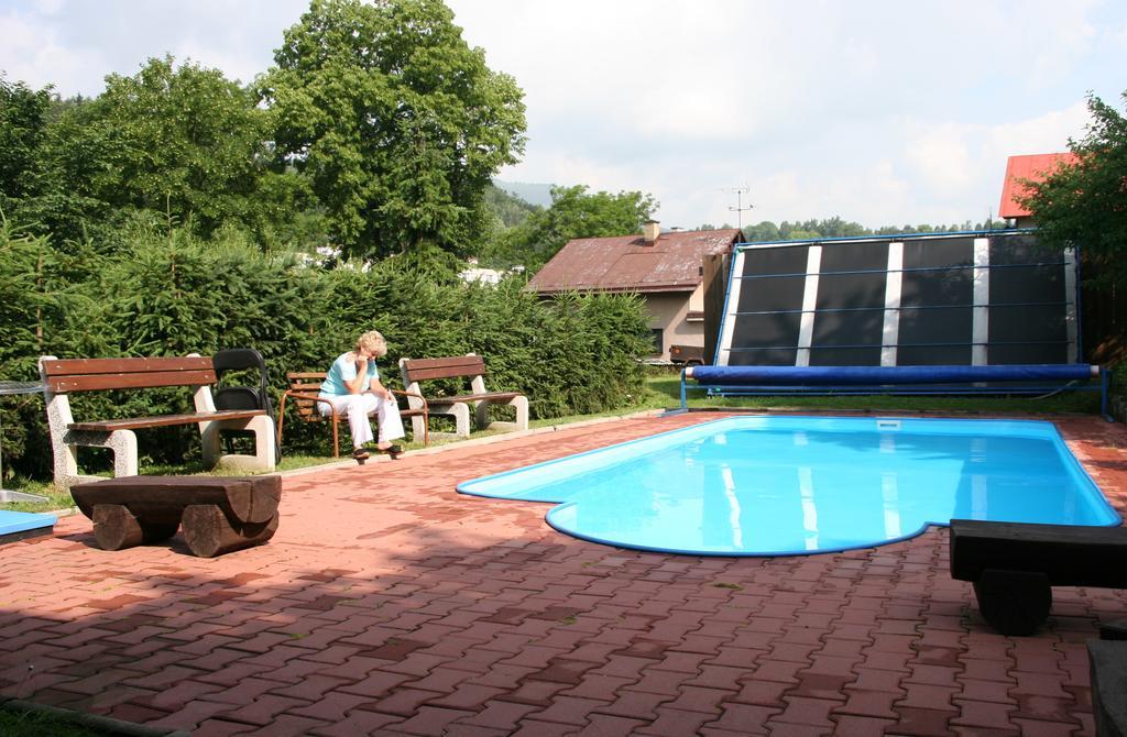 Svoboda nad Úpou Penzion Family מראה חיצוני תמונה